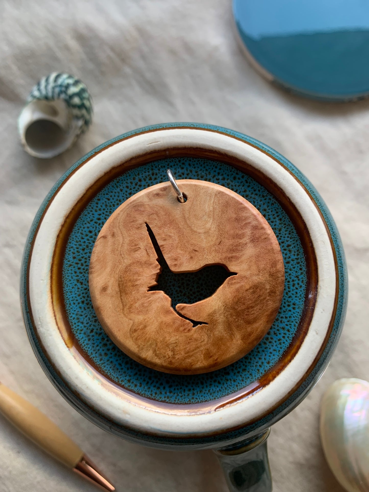 Red Mallee Burl Pendant with Blue Wren Cut-Out | Sjarel Handmade Jewellery