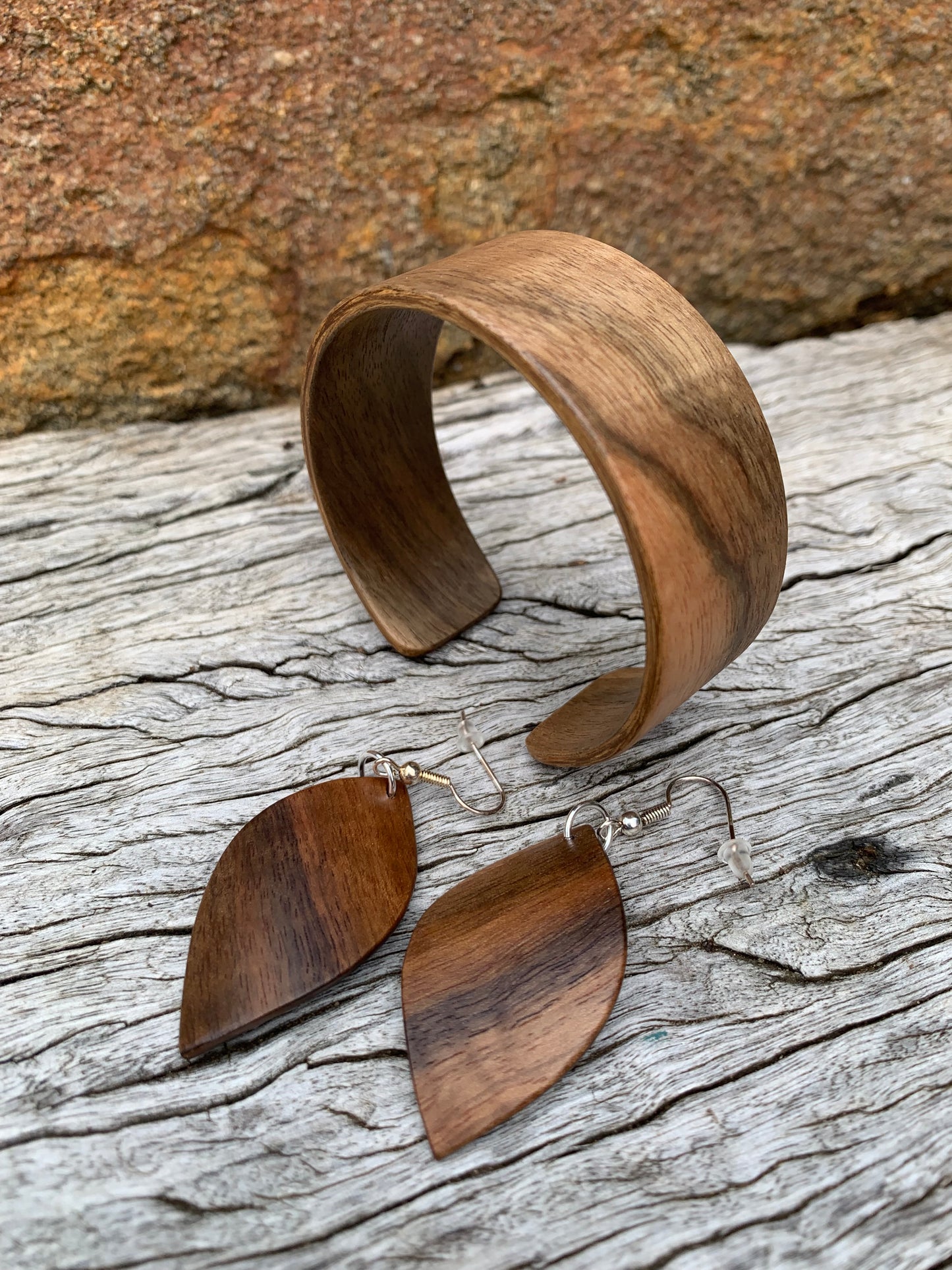 Queensland Walnut Set, Wooden Bangle and Leaf Earrings