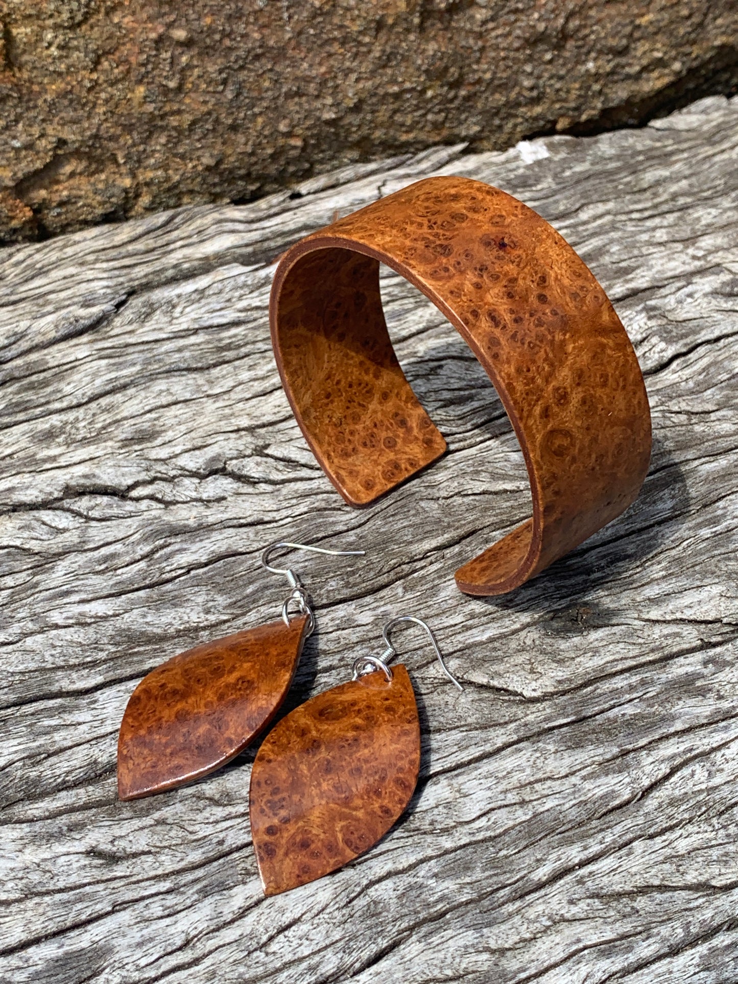 Amboyna Burl Set Wooden Bangle and Leaf Earrings