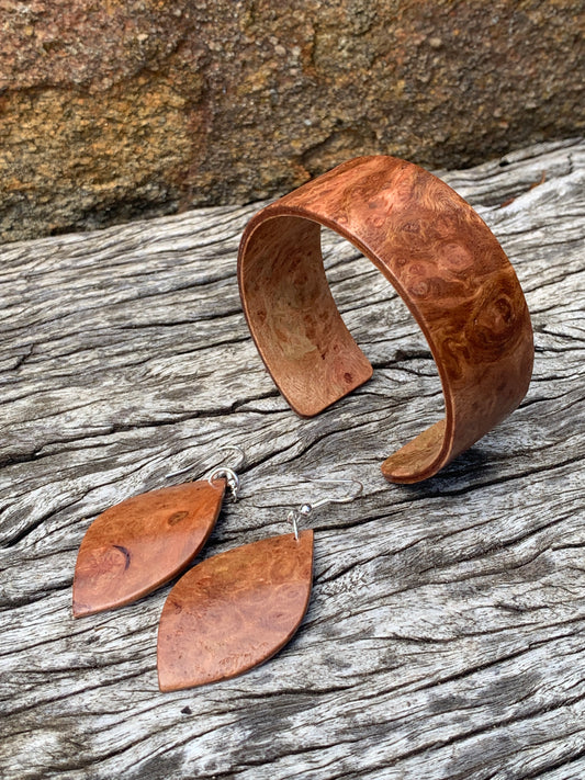 Eucalyptus Burl Set, Wooden Bangle and Leaf Earrings