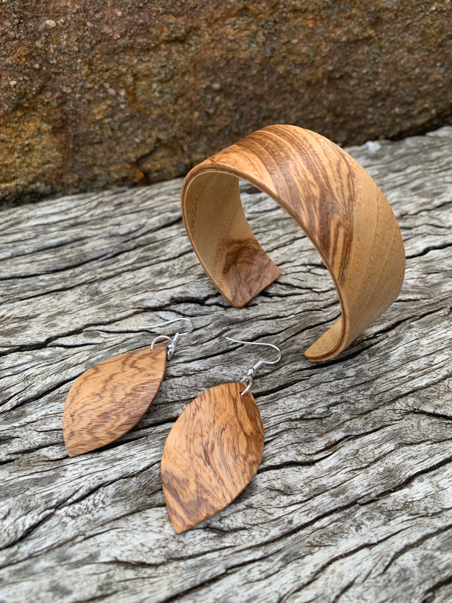 Olive Ash Set, Wooden Bangle and Leaf Earrings