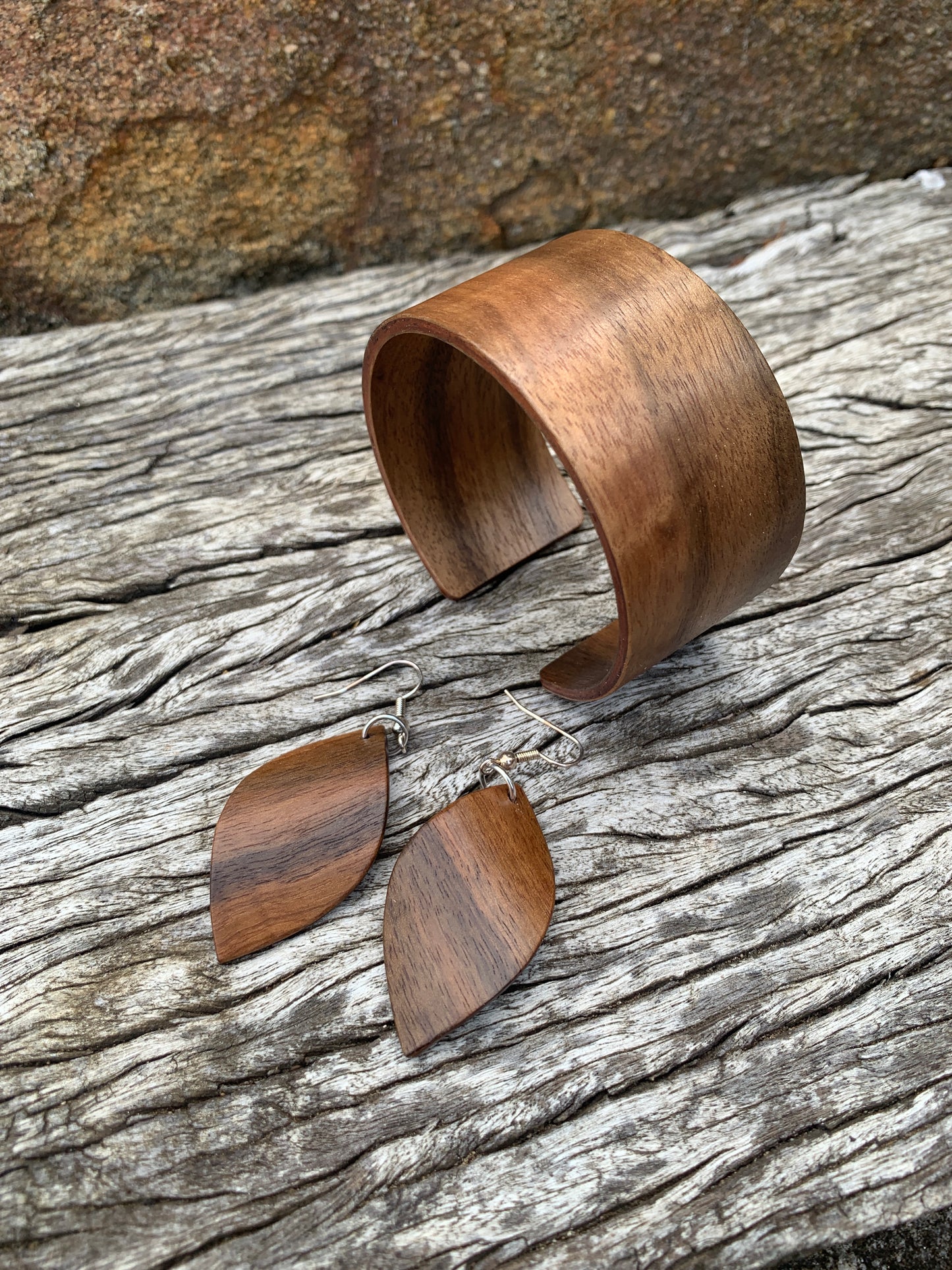 Queensland Walnut Set, Wooden Bangle and Leaf Earrings