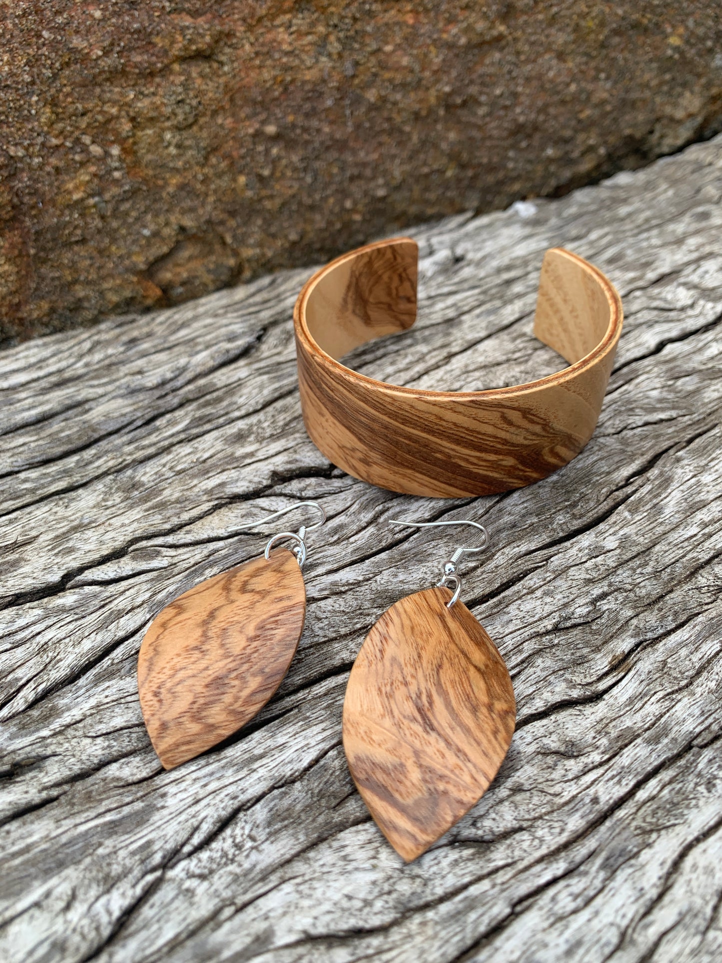 Olive Ash Set, Wooden Bangle and Leaf Earrings