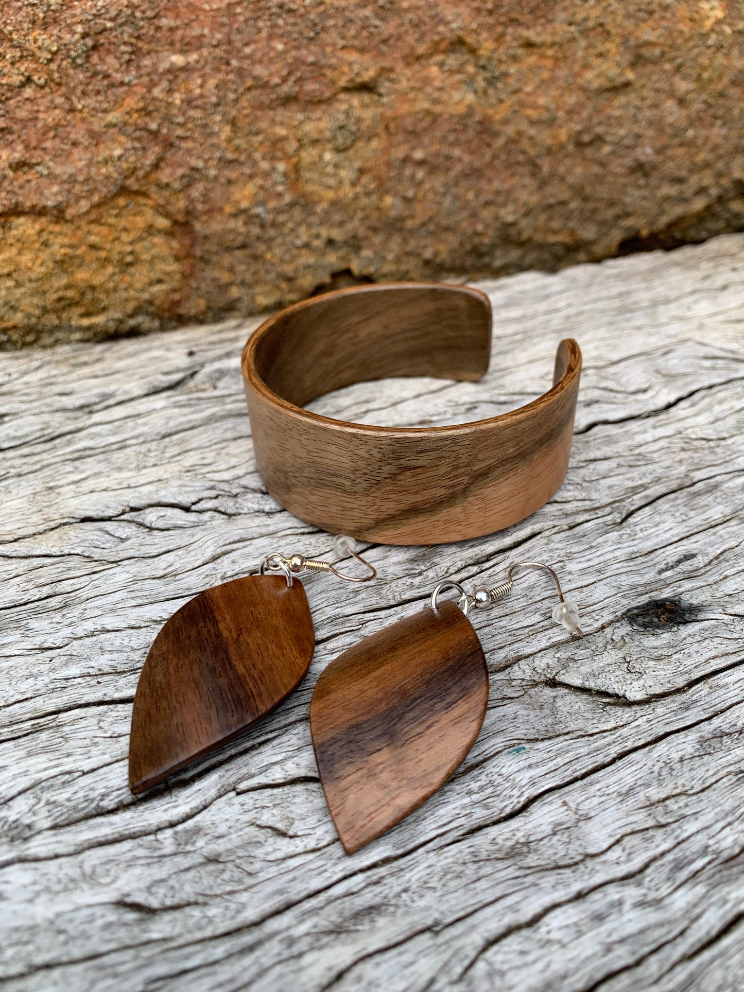 Queensland Walnut Set, Wooden Bangle and Leaf Earrings