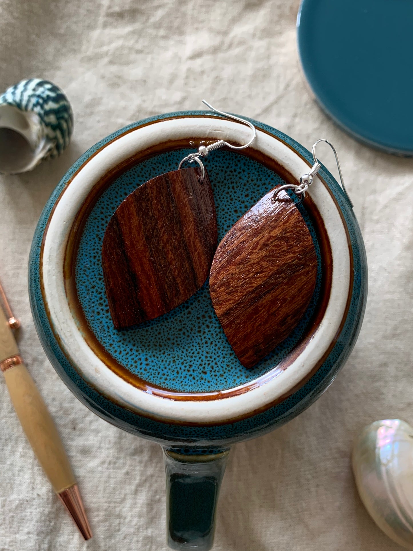 Dillenia, Curved Leaf Wooden Earrings