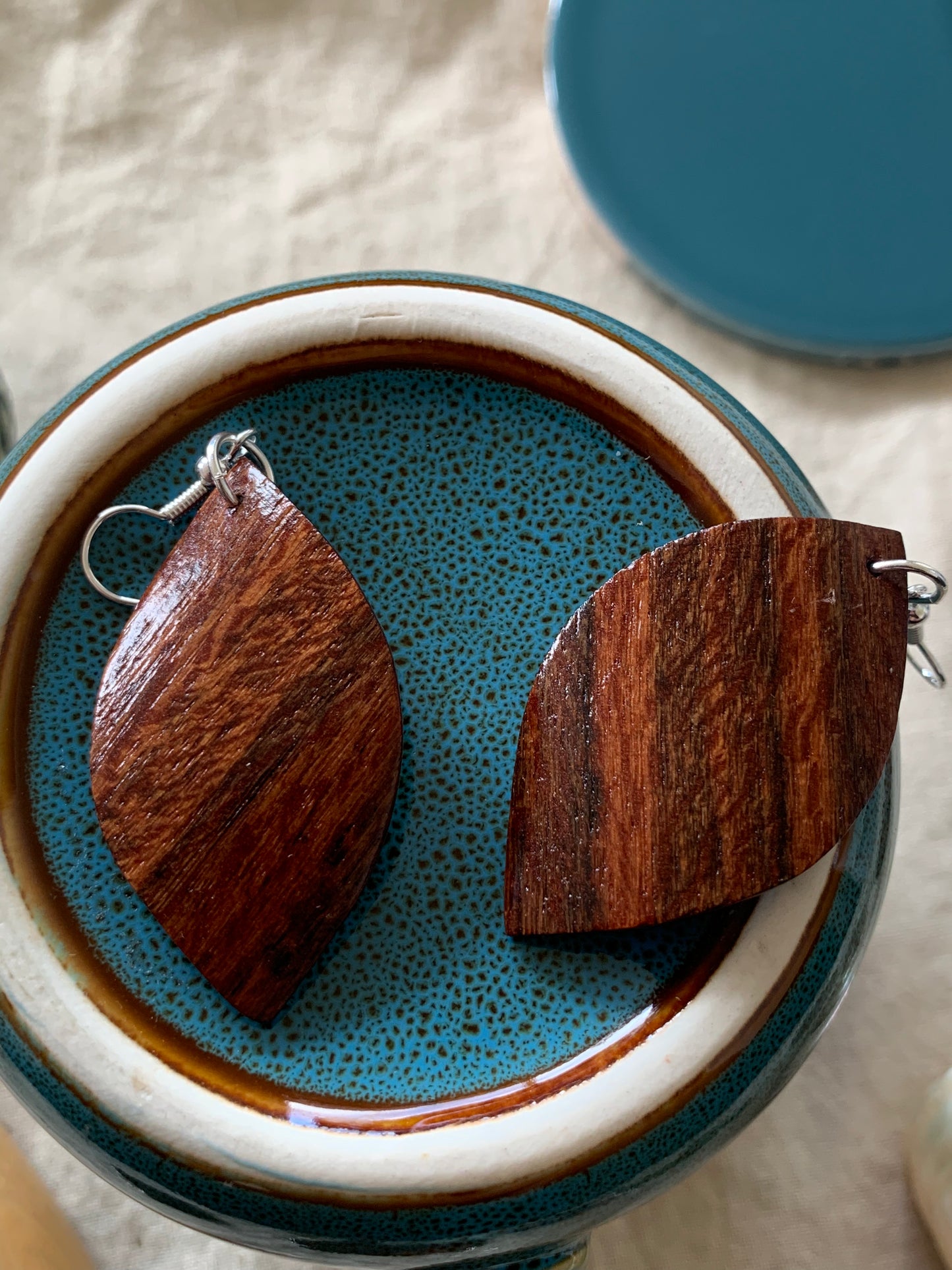 Dillenia, Curved Leaf Wooden Earrings