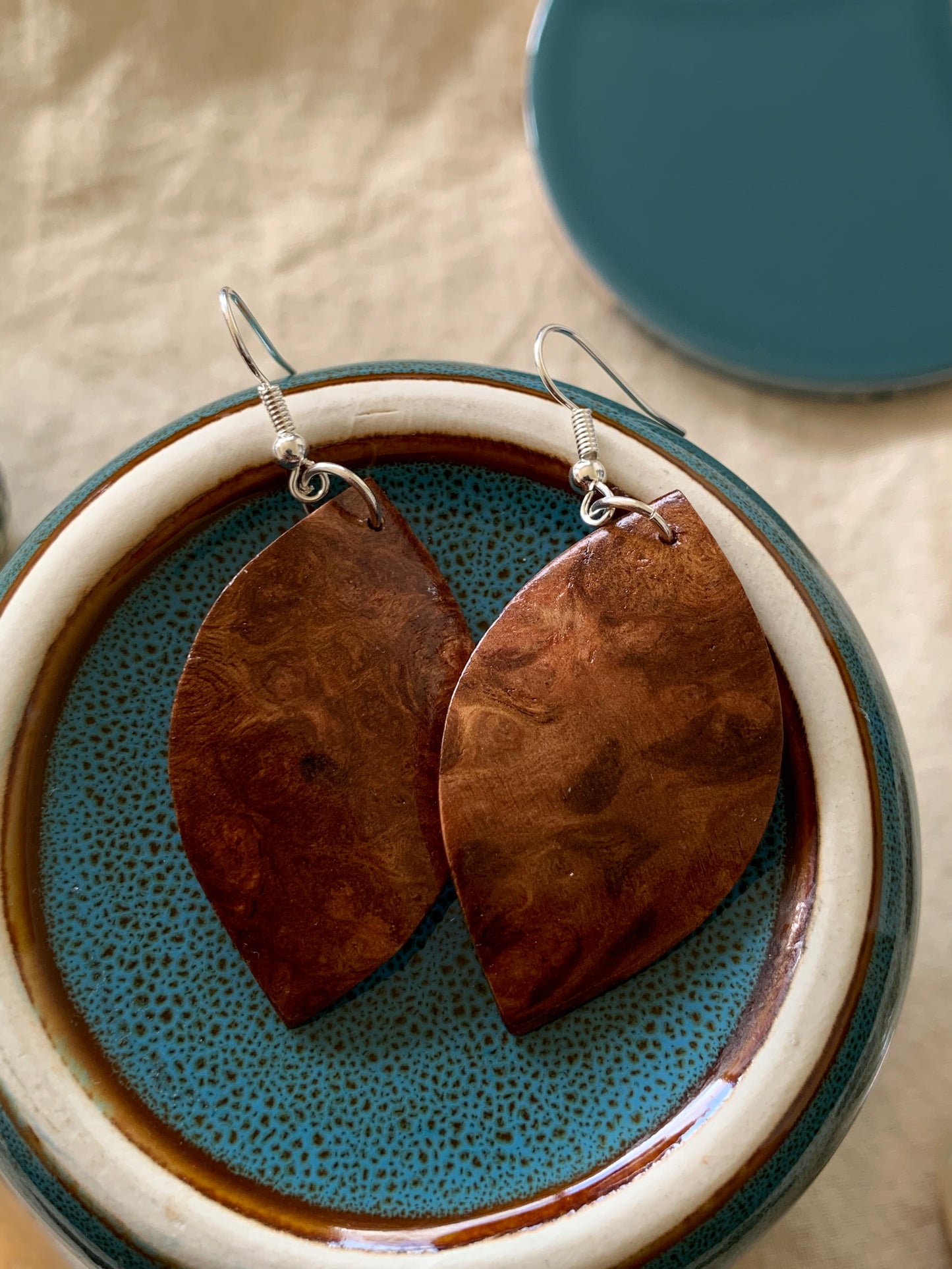 Eucalyptus Burl, Curved Leaf Wooden Earrings